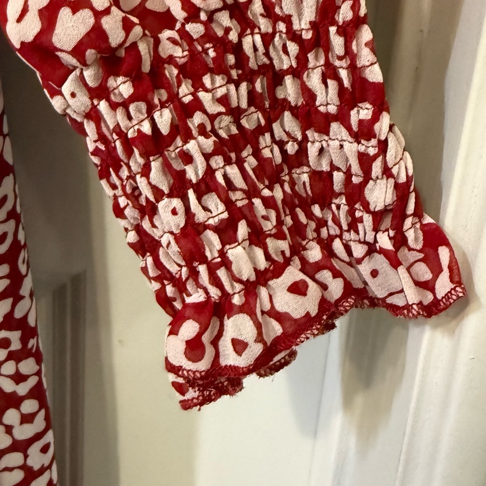 Elegant Red and White Animal Print Patterned Long Sleeve Dress by PrettyGarden - Picture 5 of 14